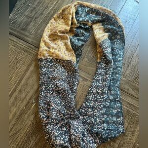 J. Jill Infinity Scarf Cottagecore NWT navy and yellow gold